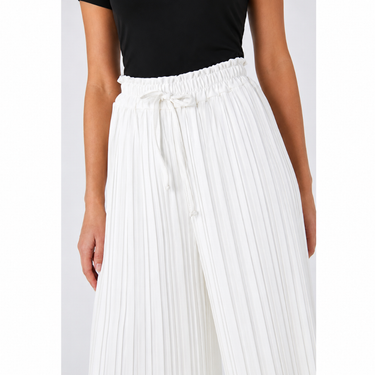 White Petite Pleated Elastic Waist Wide Leg FLAPPER