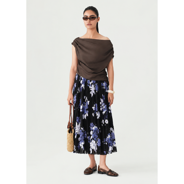 MIDNIGHT BLACK PLEATED SKIRT