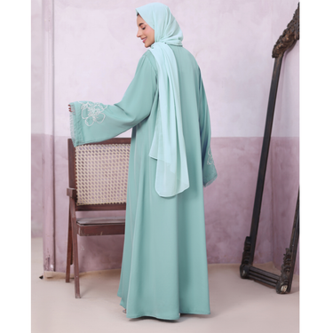 Hana Abaya