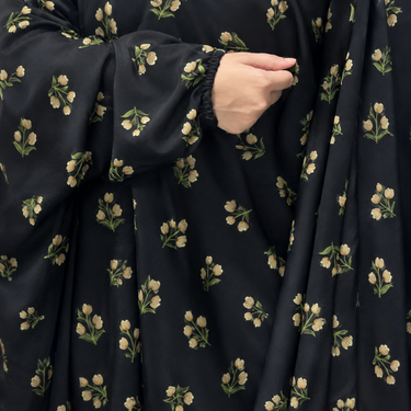Linen Namaz Gown -Tulip Black