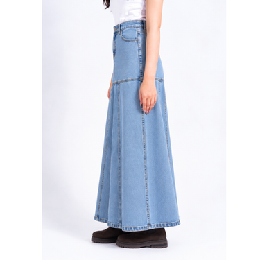 SKY BLUE FLARED DENIM SKIRT