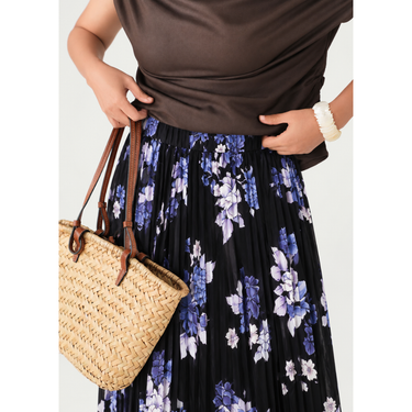 MIDNIGHT BLACK PLEATED SKIRT